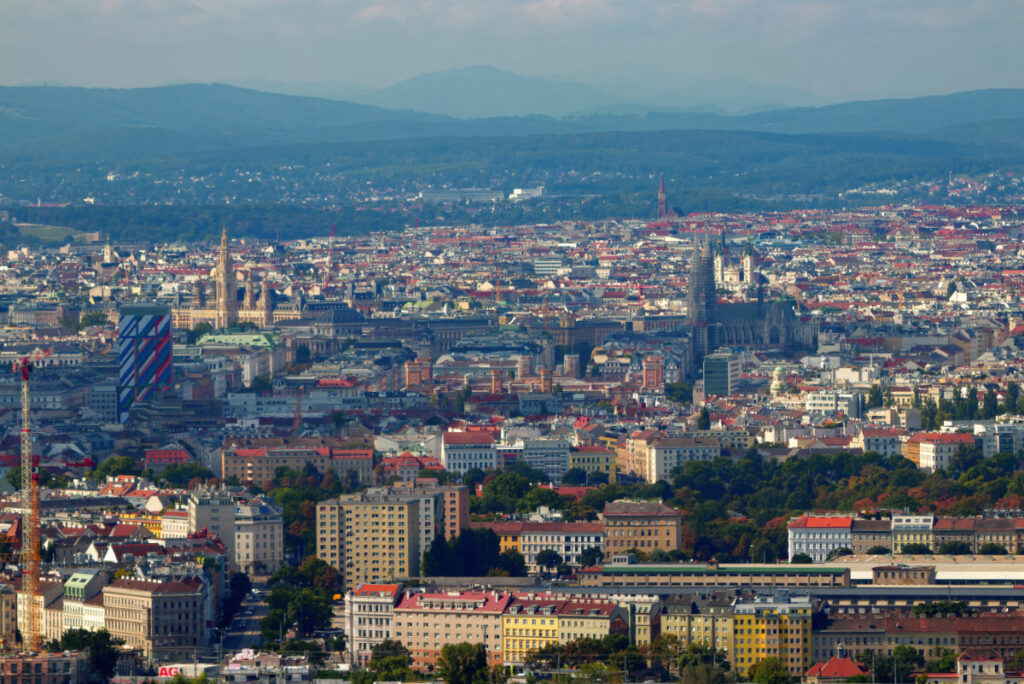 Aussicht vom Donauturm auf die Wiener Innenstadt
