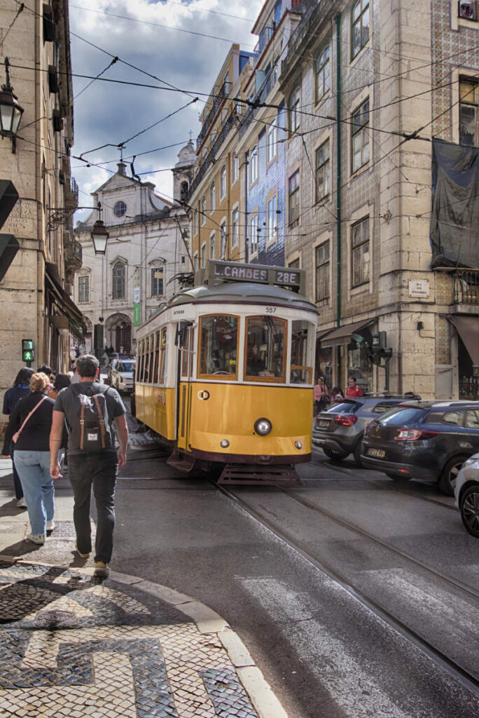 Tram in Lissabon
