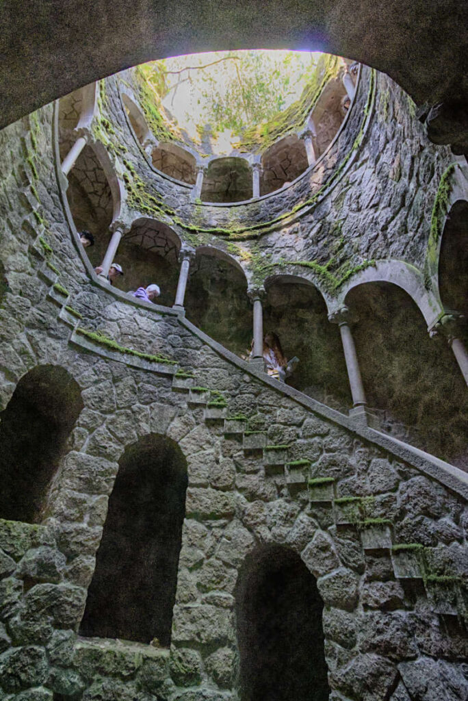 Initiationsbrunnen in der Quinta da Regaleira
