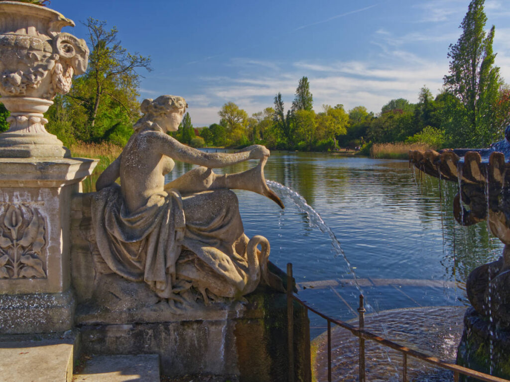 Brunnen im Italian Garden in den Kensington Gardens