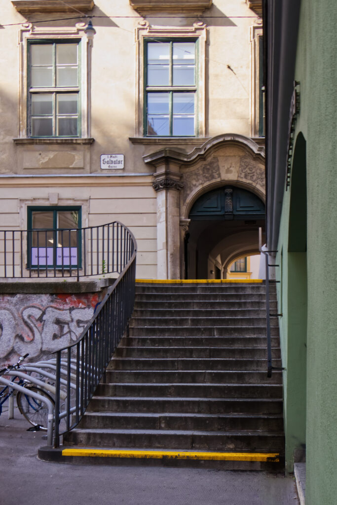 Die Fischerstiege bei der Salvatorgasse in der Wiener Innenstadt